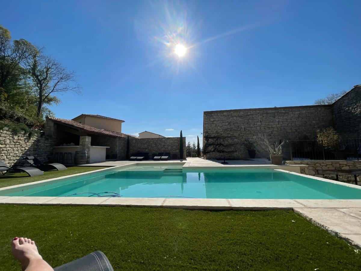 Le Mas Des Auges Bed and Breakfast Barjac  Esterno foto